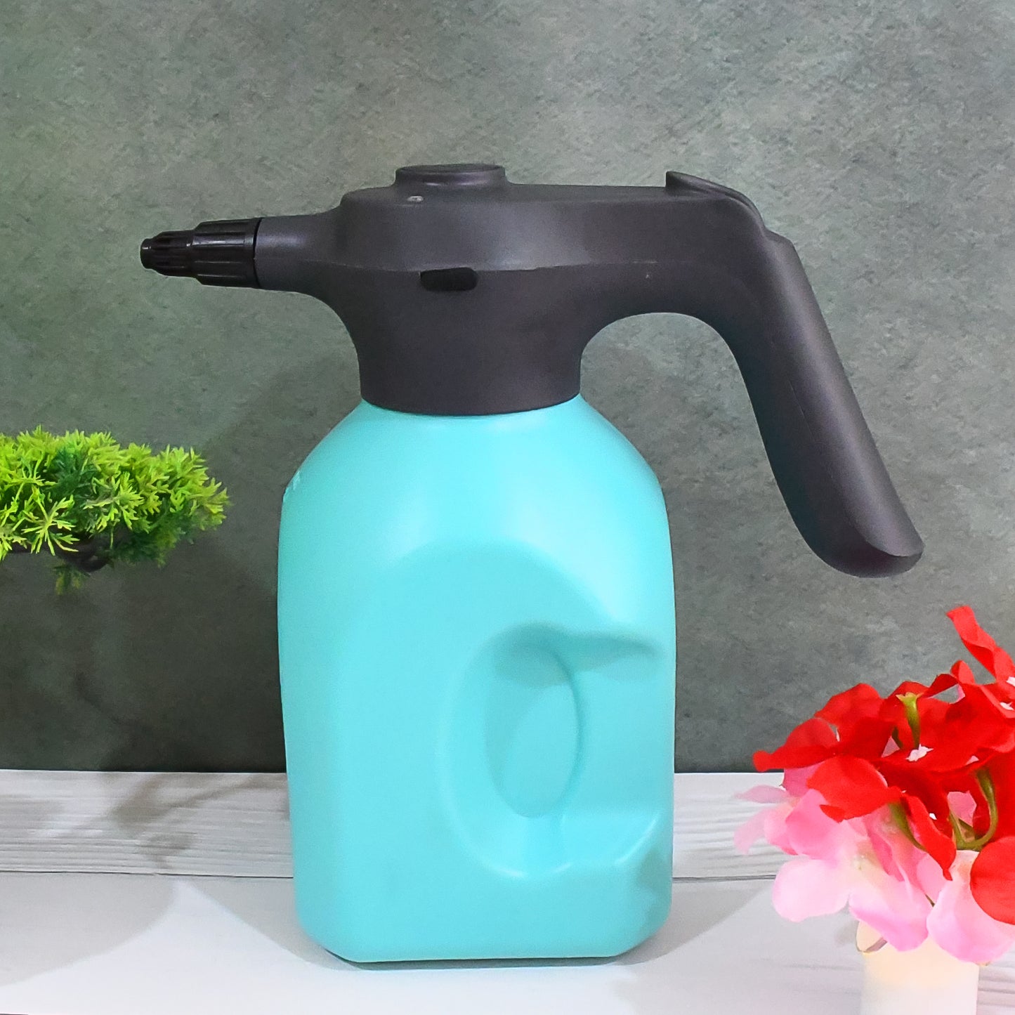 Electric Garden Spray Bottle - Automatic Watering Can (2 Ltr)