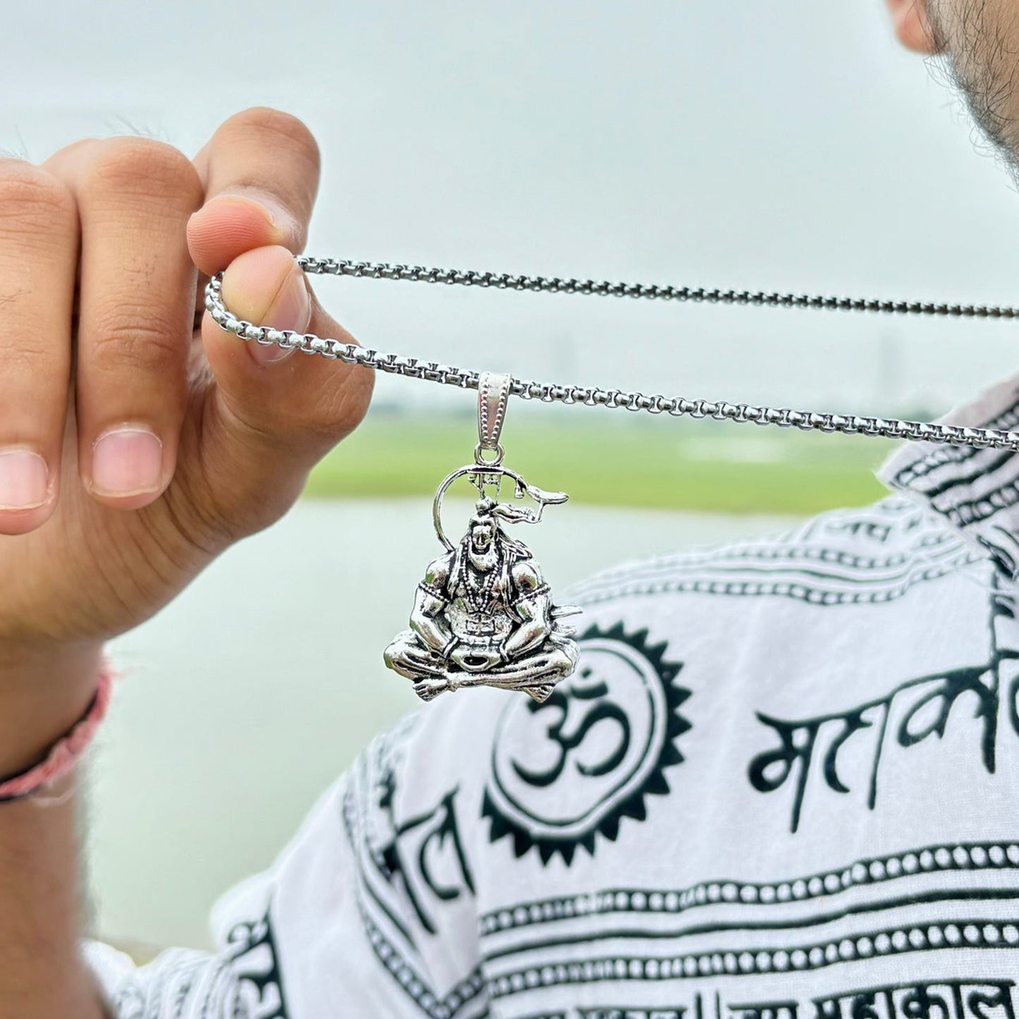 Divine Grace: Hanuman Ji Pendant Chain for Men and Women